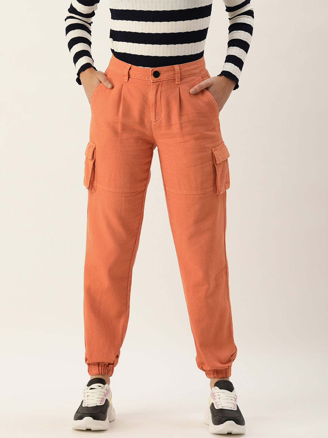 Pleated Joggers Trousers