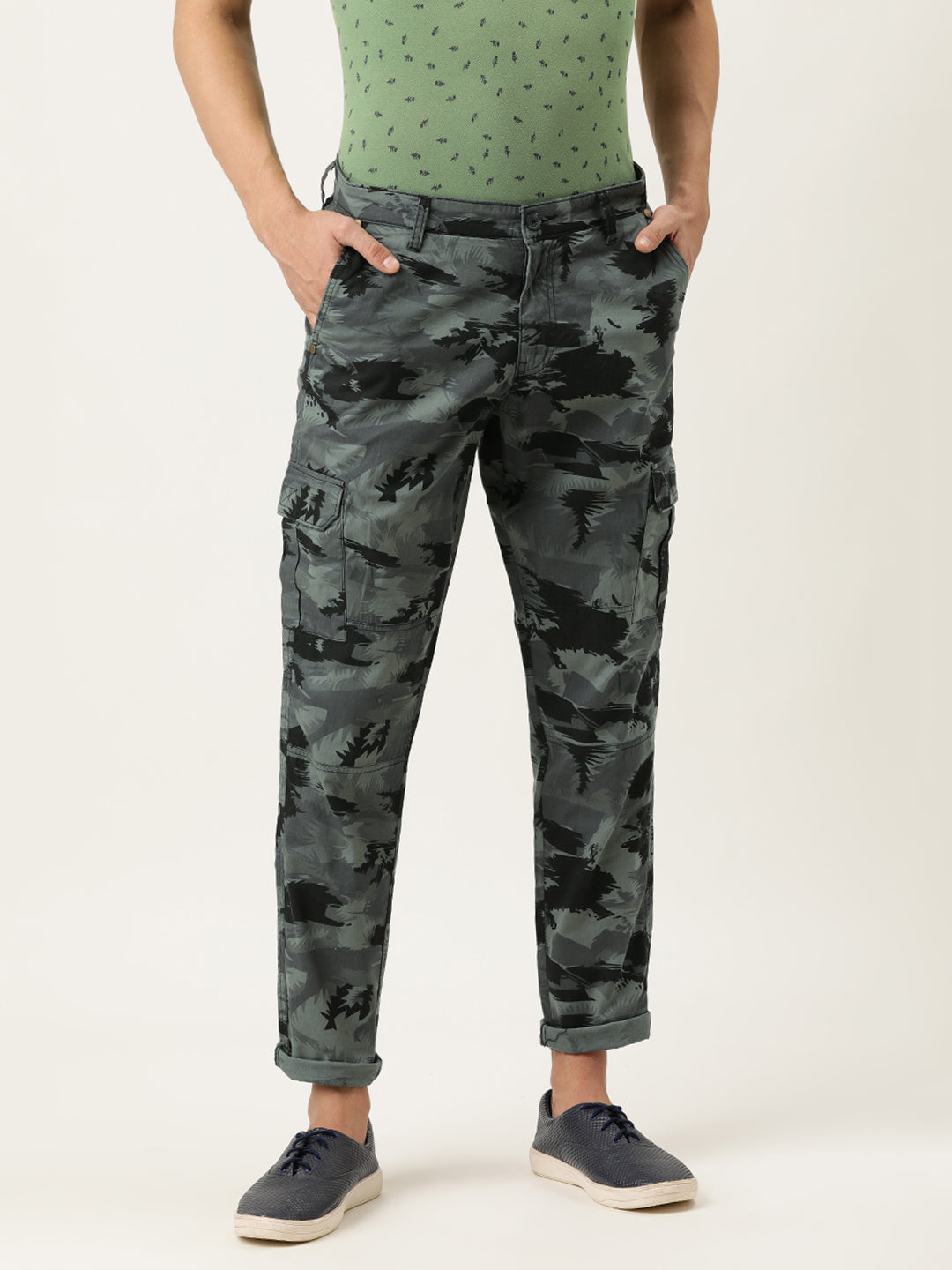 Printed Cargos Trousers