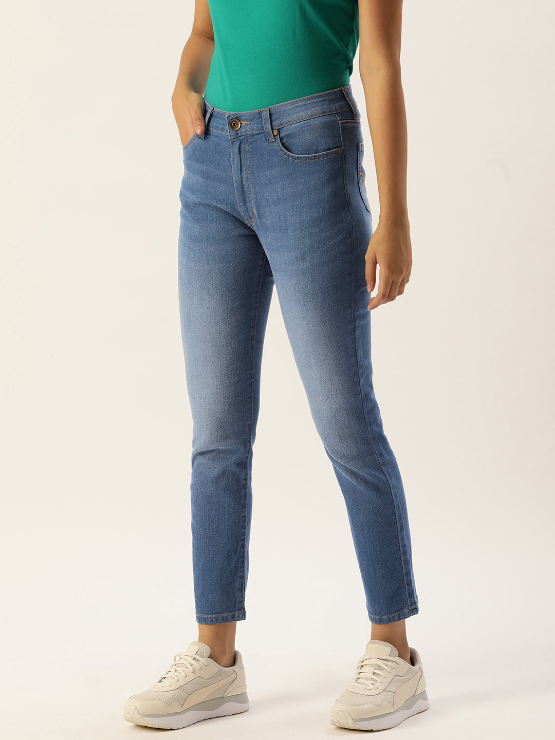 Light Fade Jeans